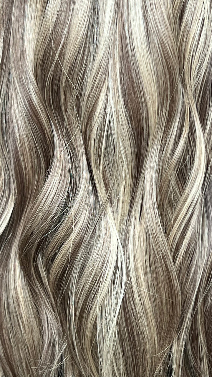 Soft Champagne Blonde