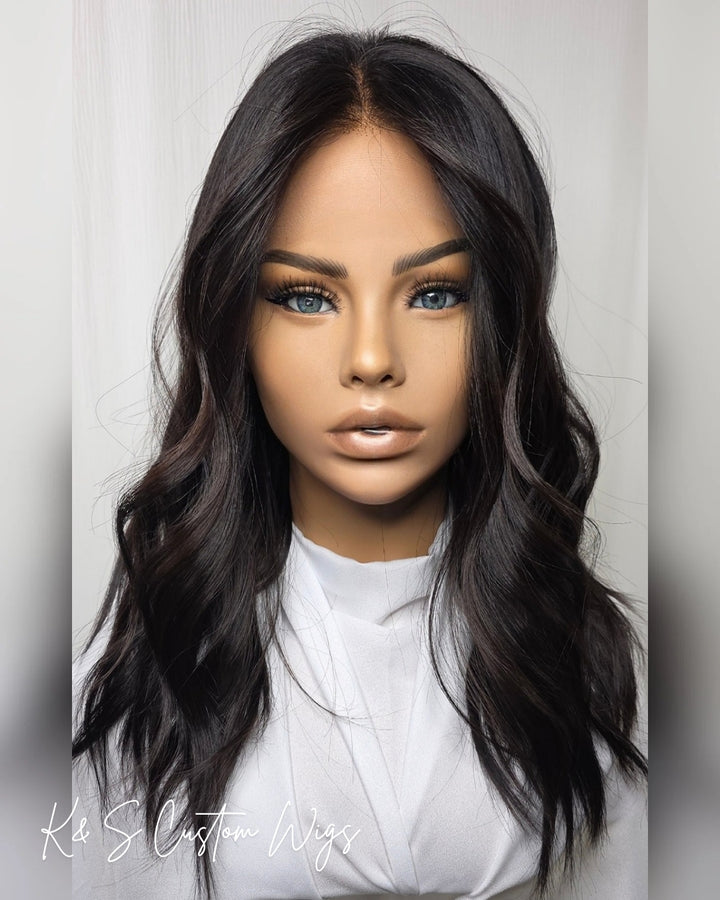 Small•18” Humbly Brunette